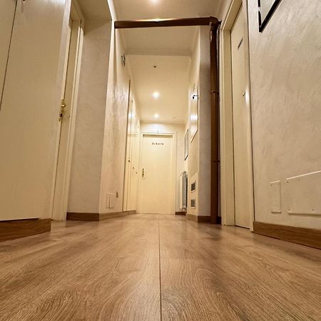 רומא Landlord In Trastevere מראה חיצוני תמונה