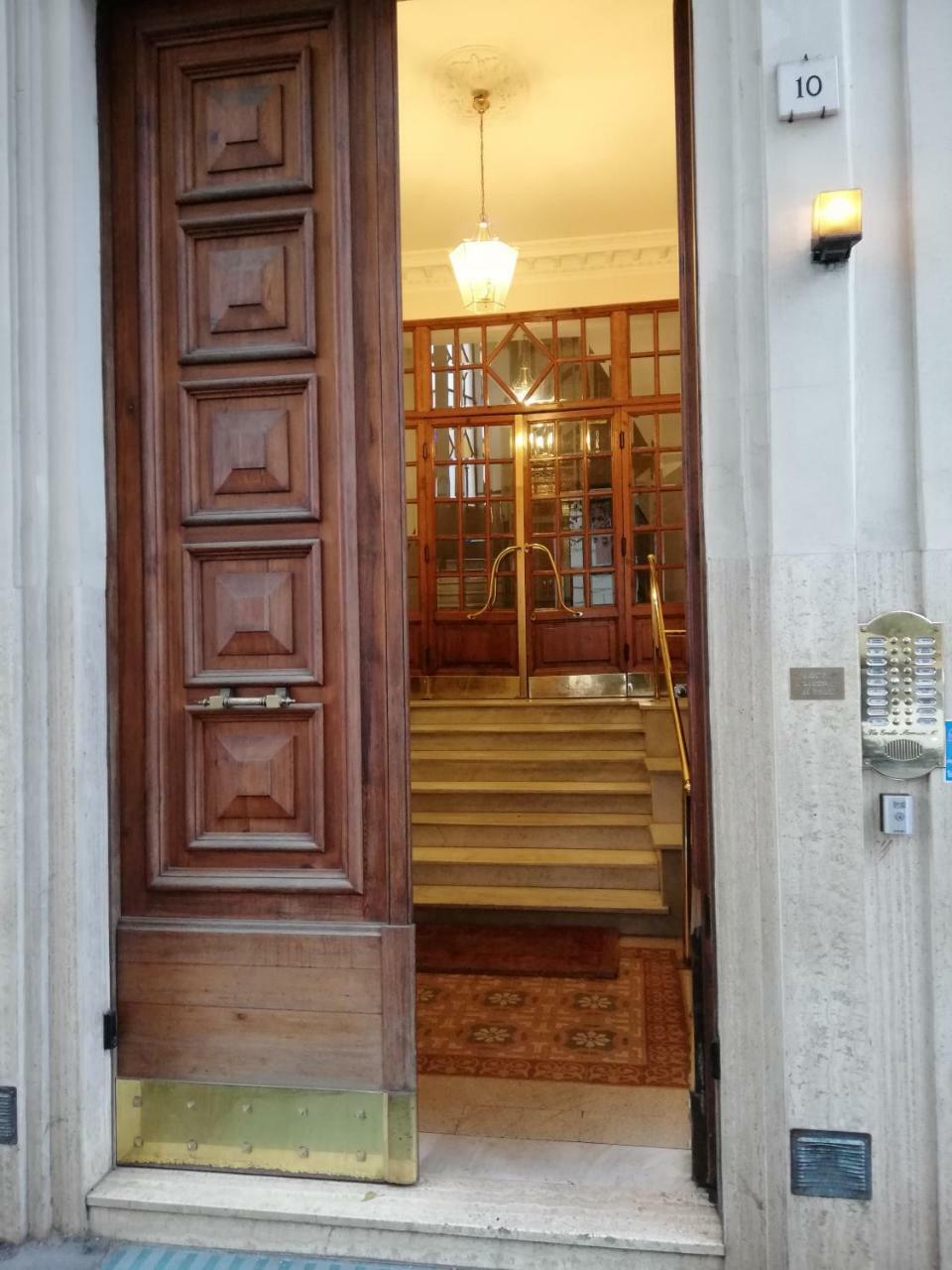 רומא Landlord In Trastevere מראה חיצוני תמונה