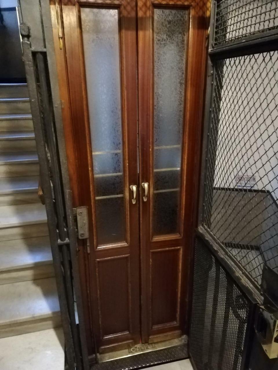 רומא Landlord In Trastevere מראה חיצוני תמונה